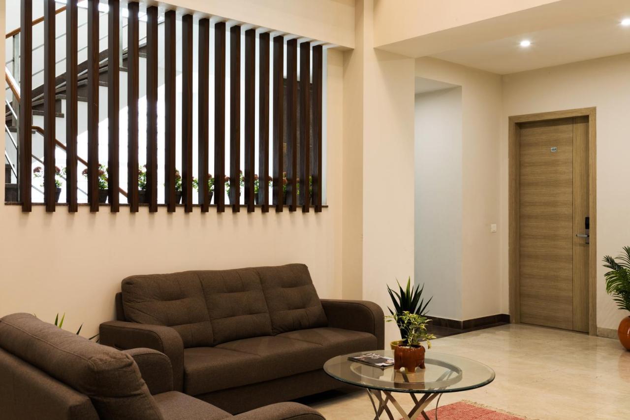 Silver Oak Near Medanta Medicity Gurgaon Dış mekan fotoğraf